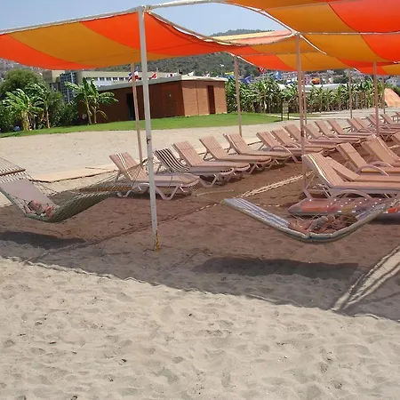 Muzuri Holiday home *