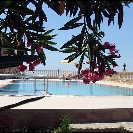 Holiday home Muzuri *