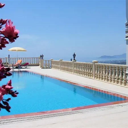 Muzuri Kargicak (Alanya)